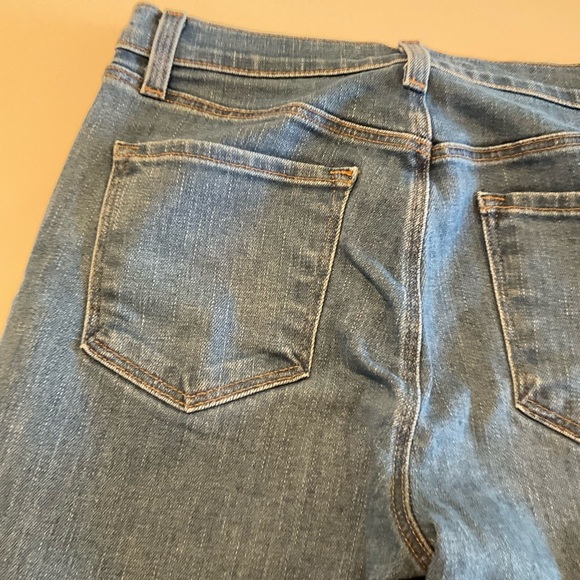 J Brand High Rise Blue Denim Flare Leg Jeans with Stretch, Size 26 - Picture 13 of 16